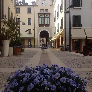 suite-latina-san-leonardo.hotelslidodijesolo.com/